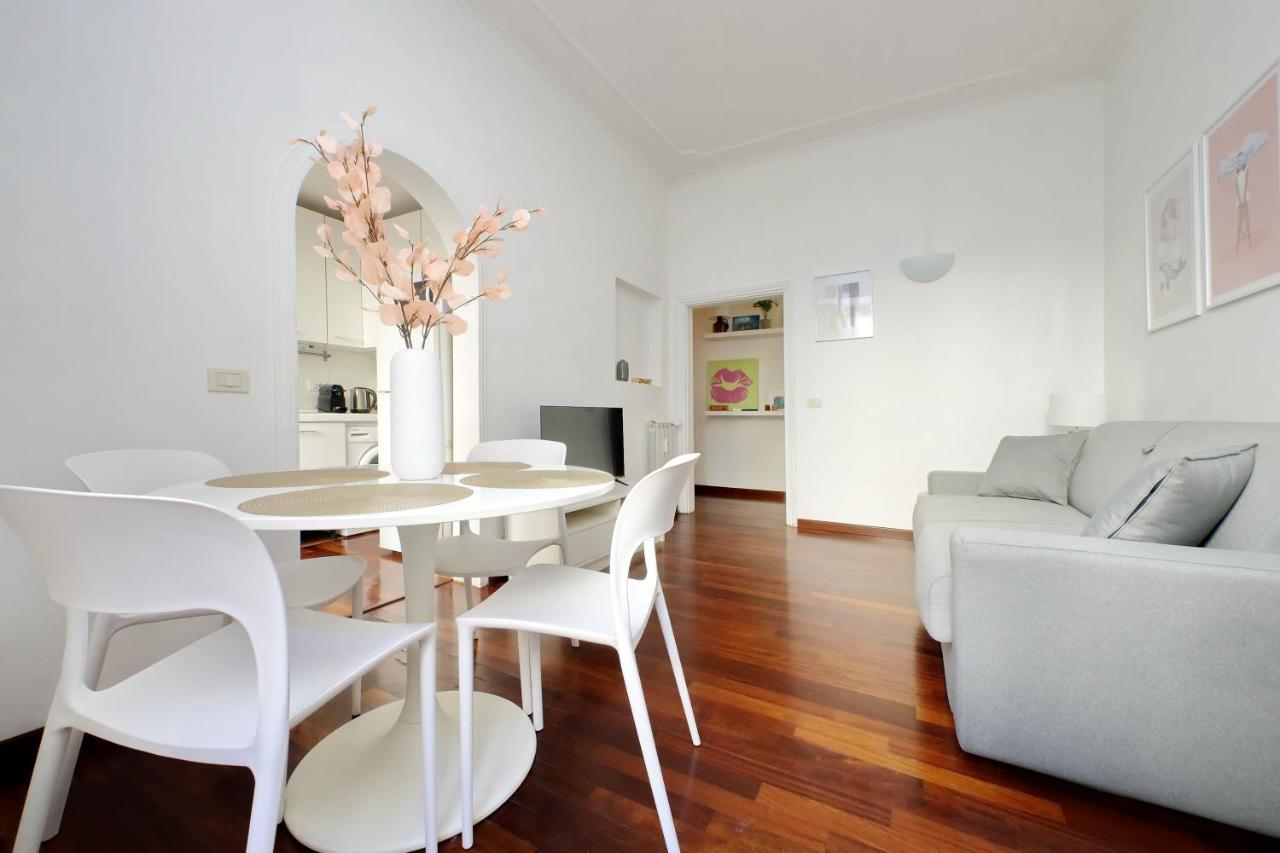 Domus Lou Elegante Appartamento In Trastevere Roma Kültér fotó